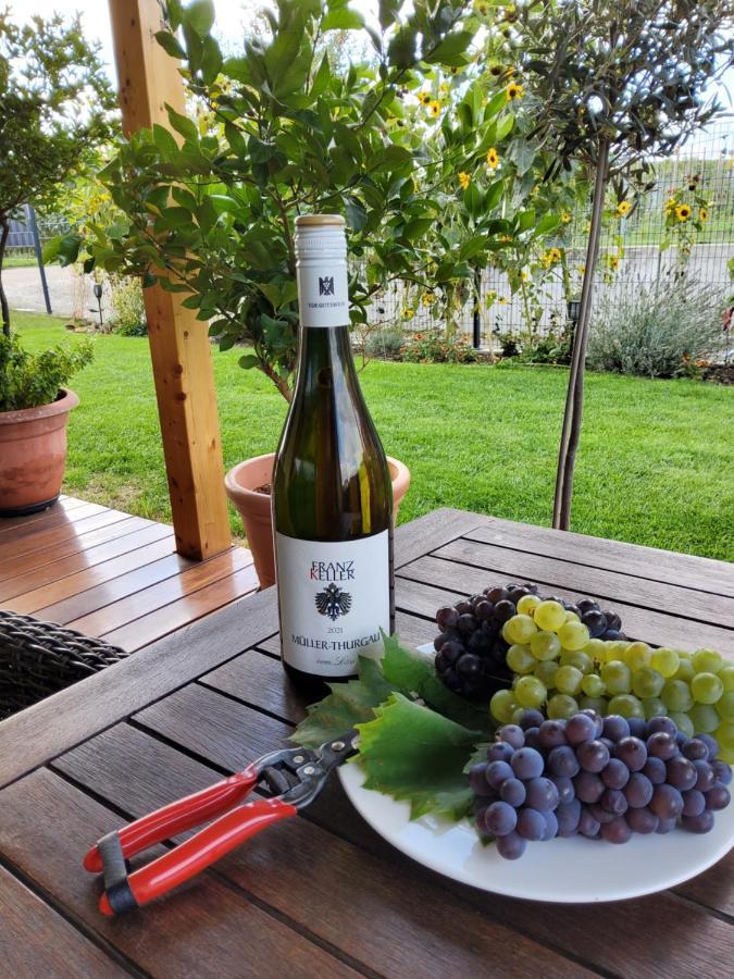 Gaestehaus Casa Luna - Paradiesische Ferienwohnungen Am Kaiserstuhl! Bischoffingen Esterno foto