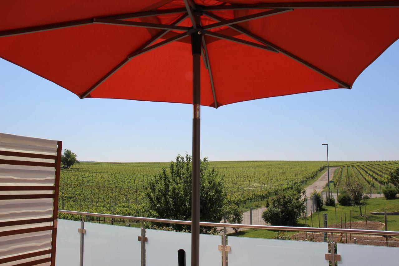 Gaestehaus Casa Luna - Paradiesische Ferienwohnungen Am Kaiserstuhl! Bischoffingen Esterno foto